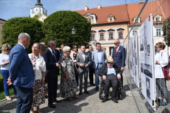 Wystawa-Senat wczoraj i dziś. W 100. rocznicę pierwszego...