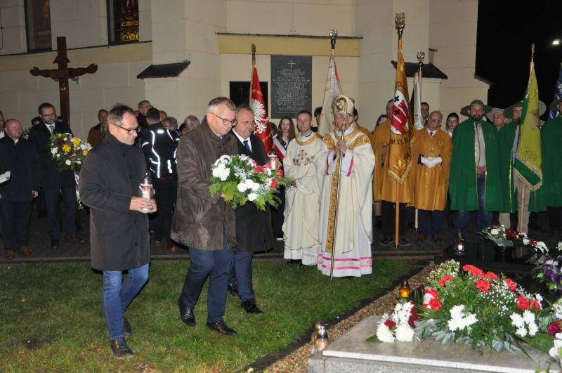 Obchody Łowkowice