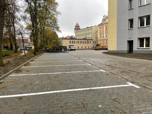 Parking przy UM w Kluczborku