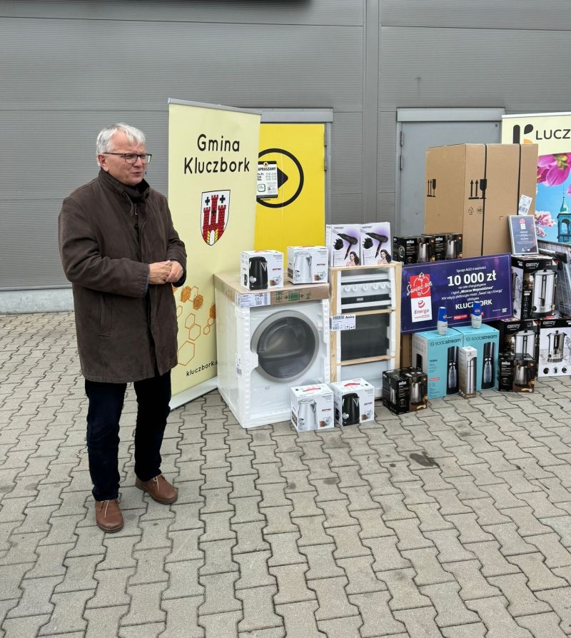 wręczenie nagród w konkursie Świeć Się