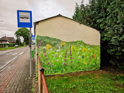Natura w kolorach, historia w sepii – murale w Bogacicy