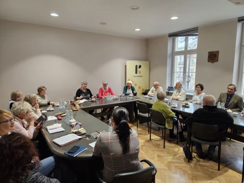 Spotkanie z przedstawicielami seniorów w sprawie Polsko-Szwajcarskiego Programu Rozwoju Miast