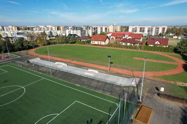 zdjęcia modernizacji boiska Orlik