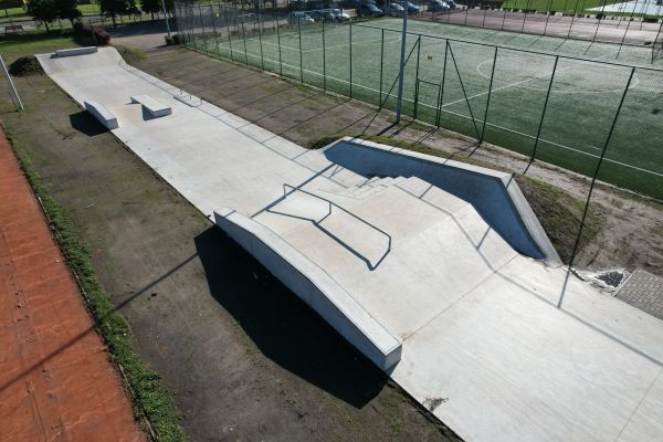 zdjęcia modernizacji boiska Orlik