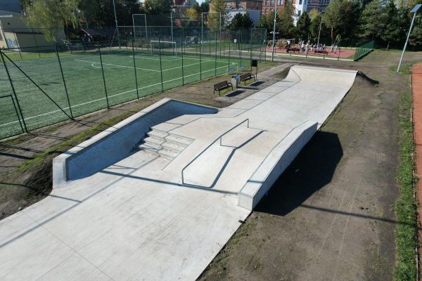 zdjęcia modernizacji boiska Orlik