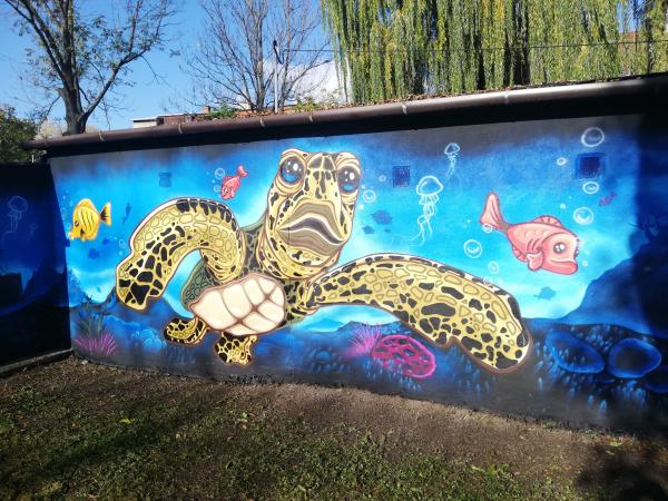 "Wodny mural" w Kluczborku jak oceanarium