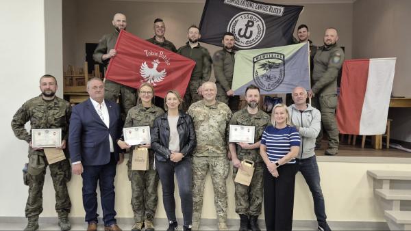 Patriotyczny marsz „Mosty” zakończony w Smardach Górnych